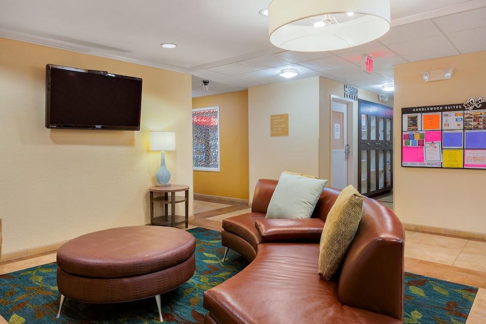 Candlewood Suites Medford By Ihg Zewnętrze zdjęcie