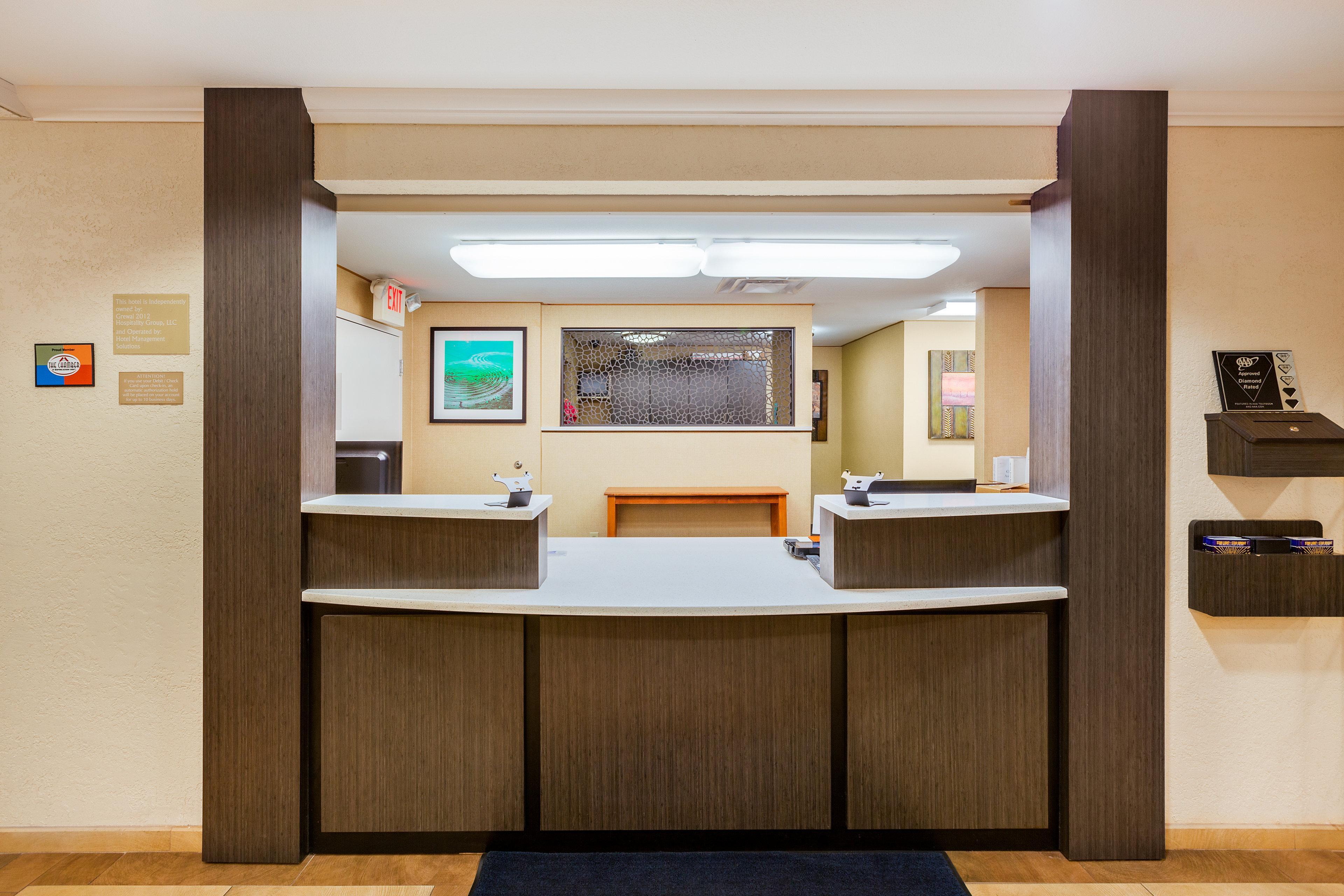 Candlewood Suites Medford By Ihg Zewnętrze zdjęcie
