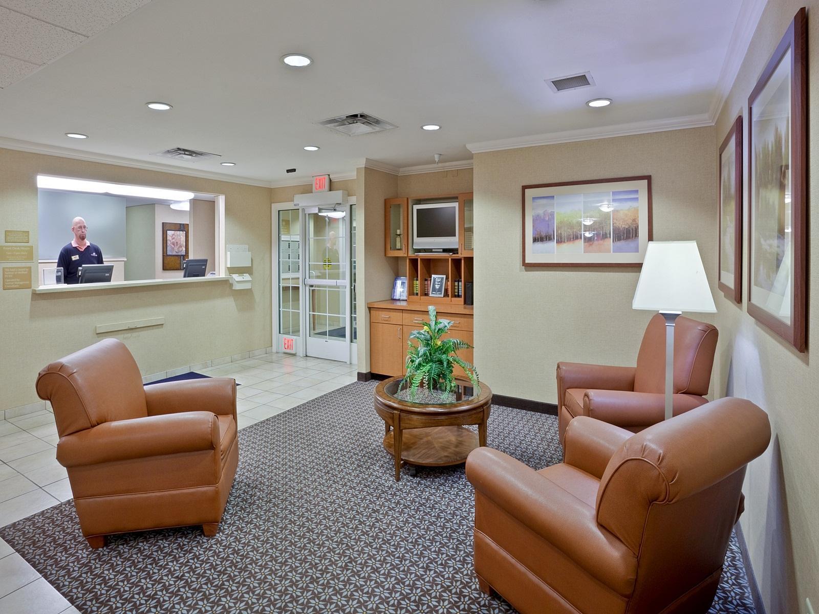Candlewood Suites Medford By Ihg Zewnętrze zdjęcie