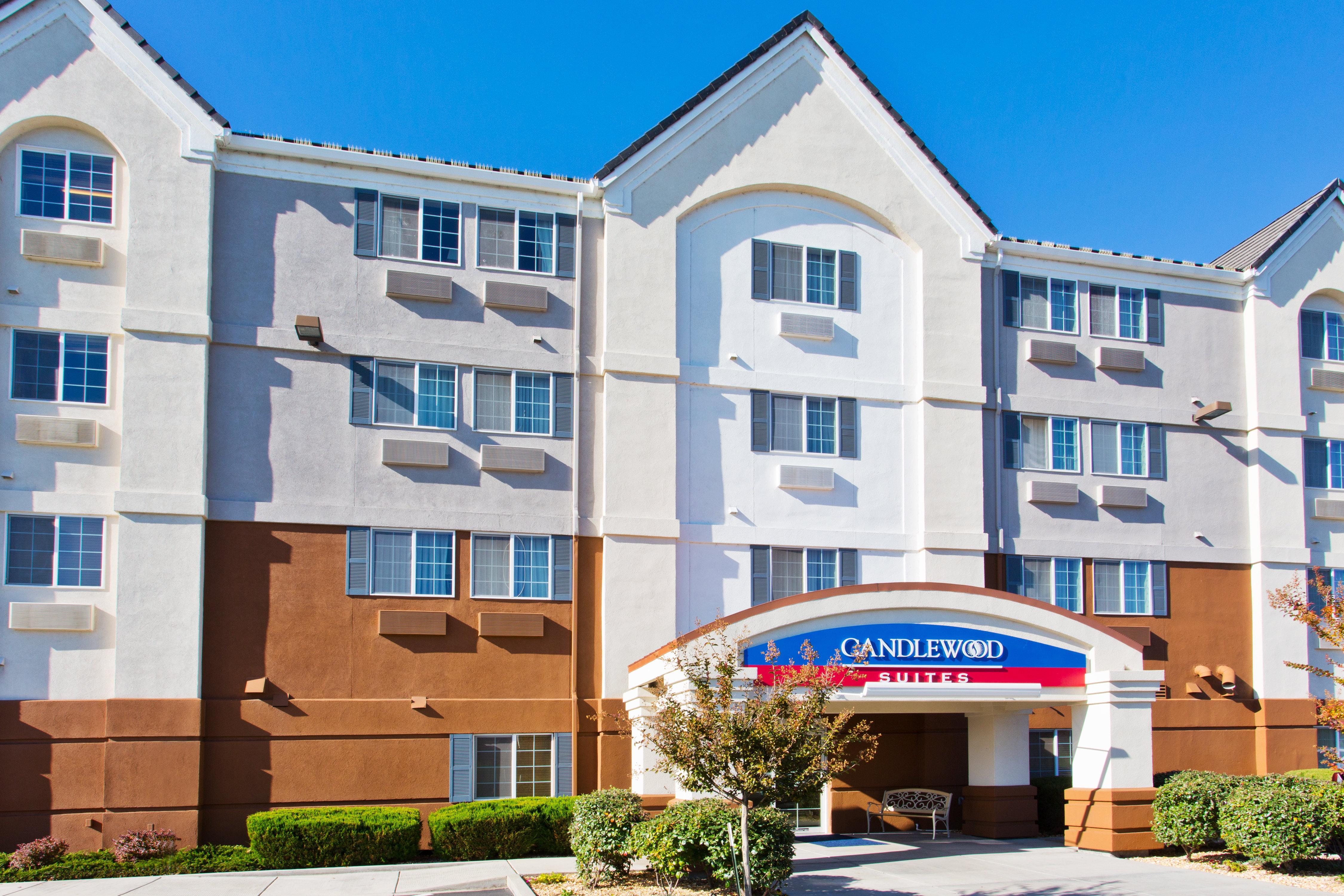 Candlewood Suites Medford By Ihg Zewnętrze zdjęcie