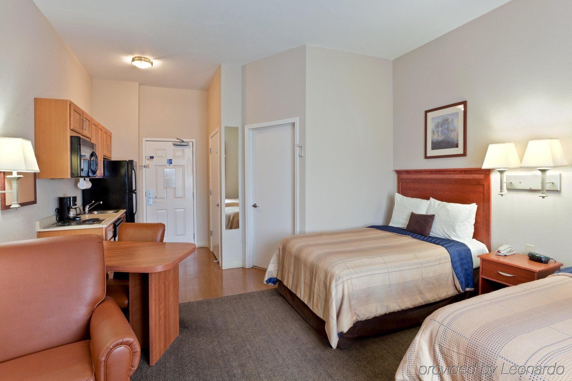 Candlewood Suites Medford By Ihg Zewnętrze zdjęcie