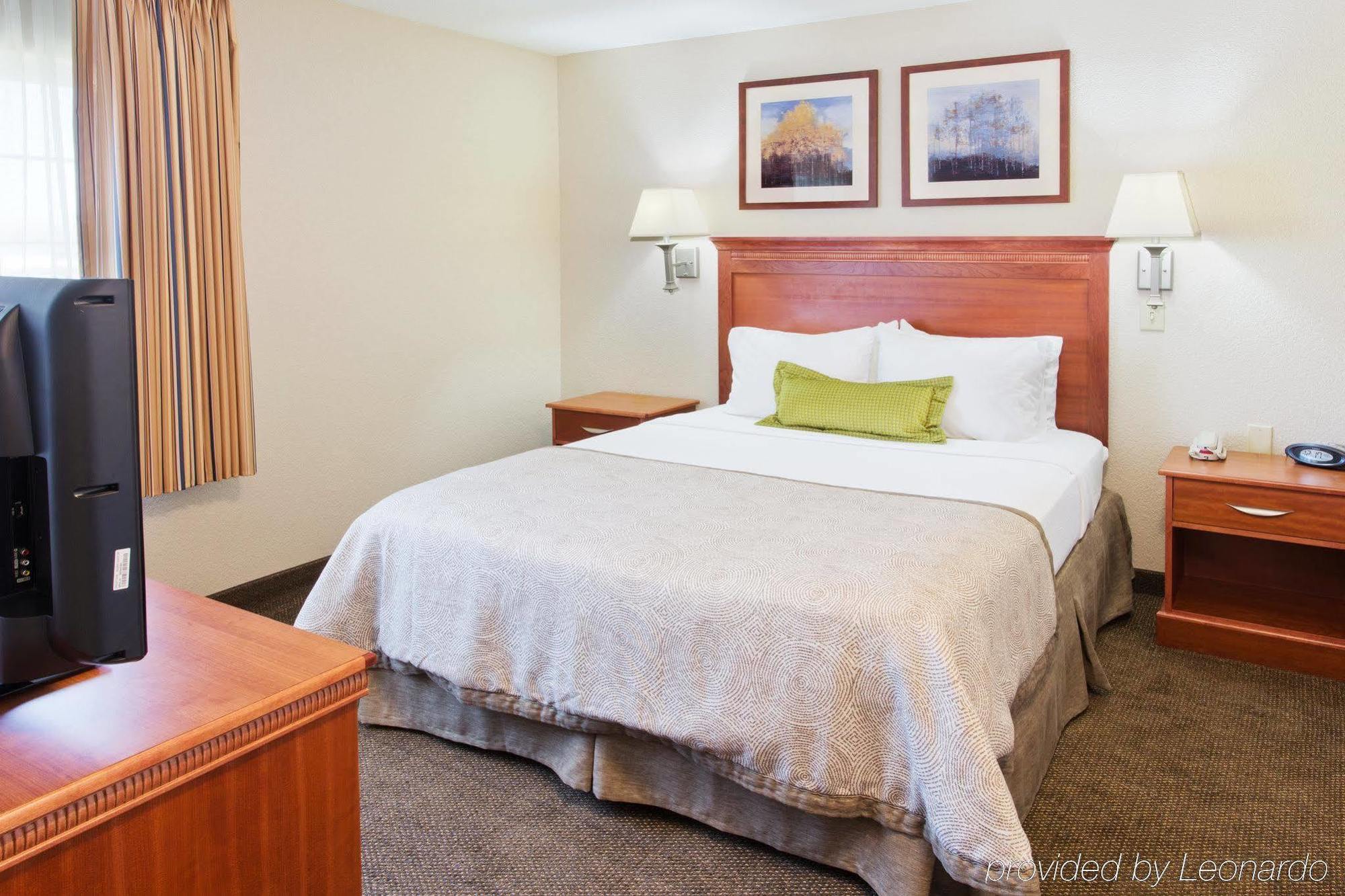 Candlewood Suites Medford By Ihg Zewnętrze zdjęcie