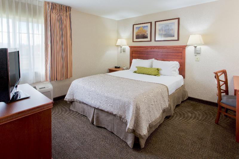 Candlewood Suites Medford By Ihg Zewnętrze zdjęcie